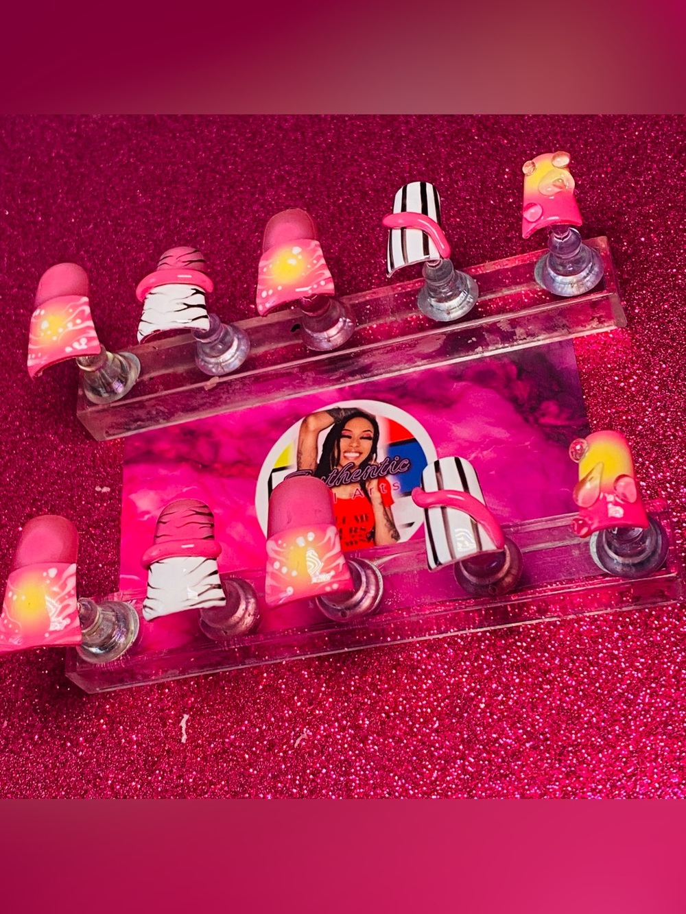 Vibrant Pink & White Patterned Press-On Nail Set